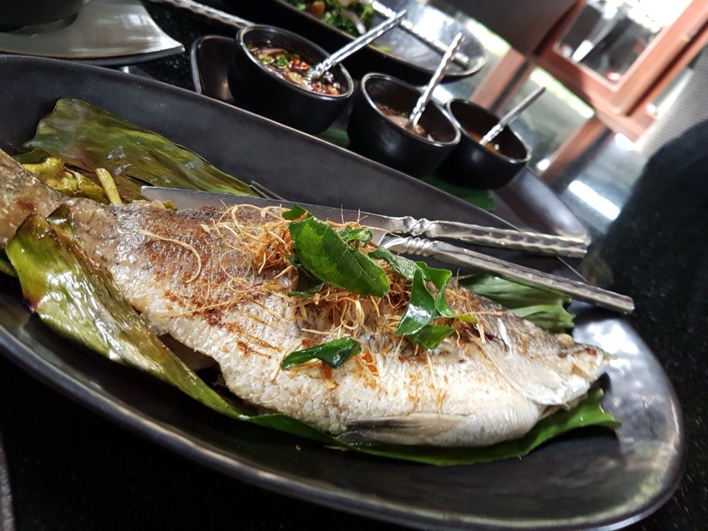 Wok fried crispy fish with garlic and pepper sauce
